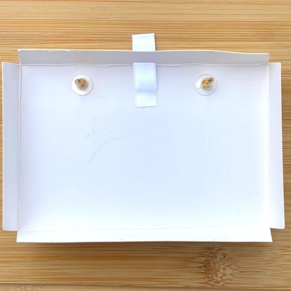 Brand New Persimmon Glass Beaded Gold Tone Leaf Round Drop Earrings Lightweight - Picture 12 of 14